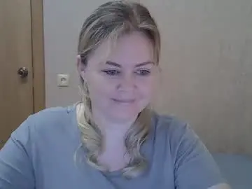 Karennelsonx  live sex cam