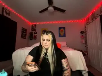 Kaytiebandz  live sex cam