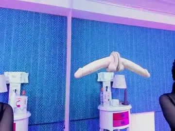 Leamoreau__  live sex cam