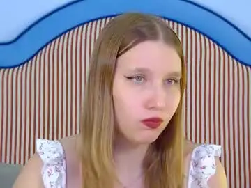 Lililinn  live sex cam