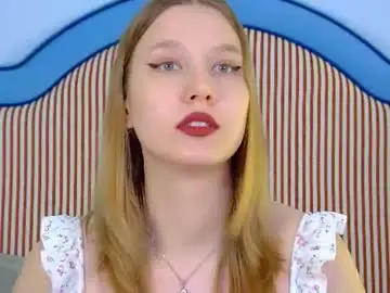 Lililinn  live sex cam