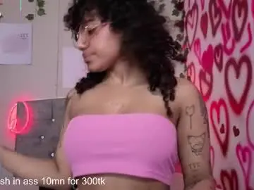 Luckyswagson  live sex cam