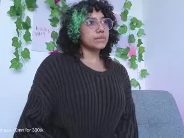 Luckyswagson  live sex cam