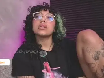 Luckyswagson  live sex cam