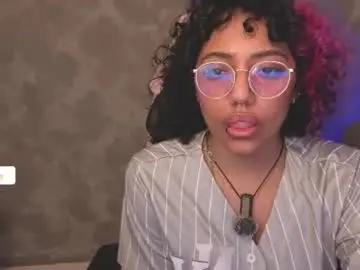 Luckyswagson  live sex cam