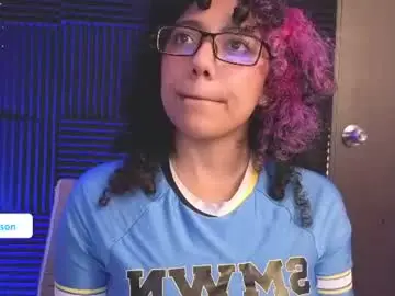 Luckyswagson  live sex cam