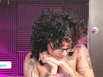 Luckyswagson  live sex cam