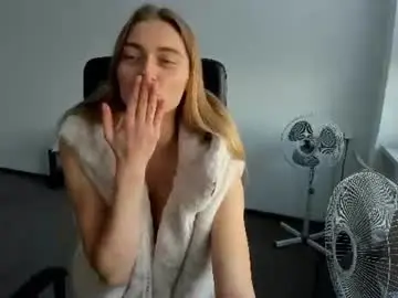 Millie_lacroix  live sex cam