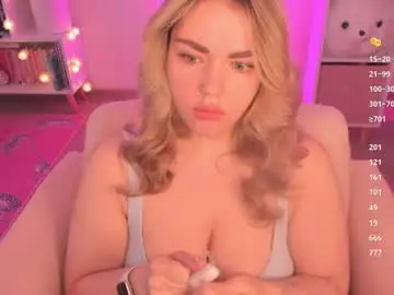 Pussy_kattt  live sex cam
