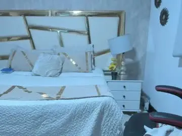 Ravendarkk  live sex cam