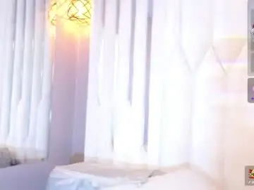 Santsara  live sex cam
