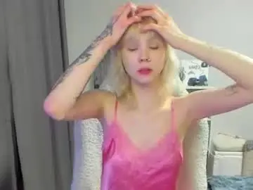 Vivy_  live sex cam