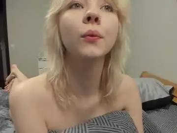 Vivy_  live sex cam