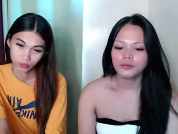Xonaughtydoll  live sex cam