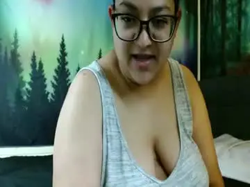 Bushygoddess  live sex cam