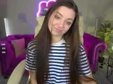 Diamondeyeess  live sex cam