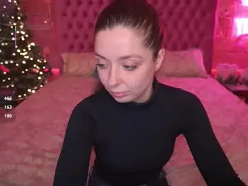 Diamondeyeess  live sex cam