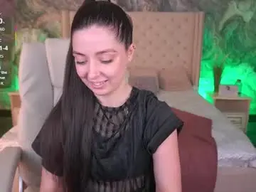 Diamondeyeess  live sex cam