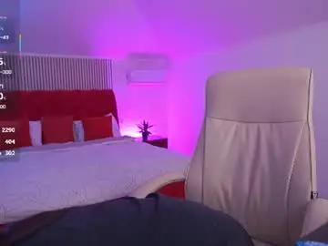 Diamondeyeess  live sex cam