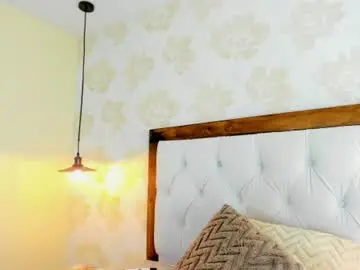 Irisclark1  live sex cam