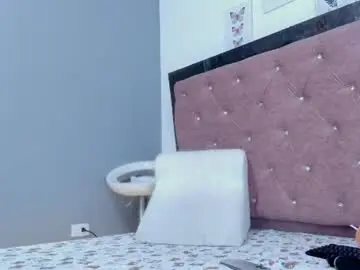 Julianacarter  live sex cam