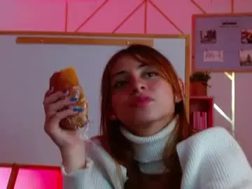 Katniss_moon  live sex cam