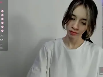 Lunacelestiall  live sex cam