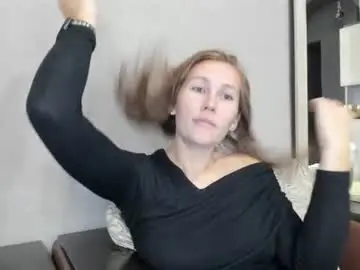 Michellewoitsik  live sex cam