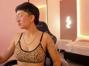 Nelly_swan  live sex cam