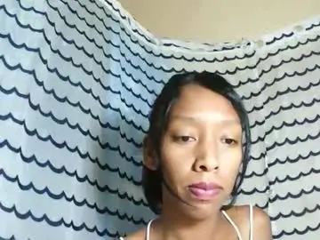 Oliviah27  live sex cam