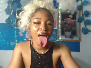 Sexy_bluey247  live sex cam