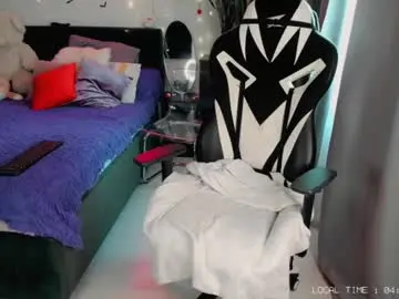 Smurfette77  live sex cam