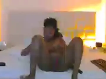 Star_shaddy  live sex cam