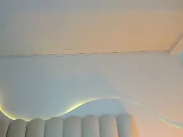 Talianarossi  live sex cam