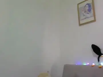 Aleska_dollx  live sex cam