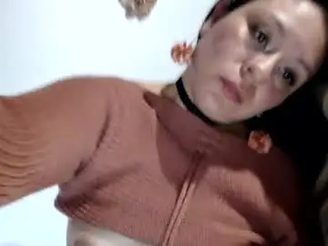 Emily_sexy69  live sex cam