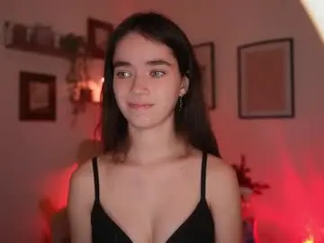 Gia_paige18  live sex cam