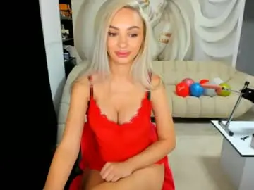 Haleysweetest  live sex cam