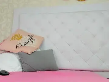 Medoly03  live sex cam