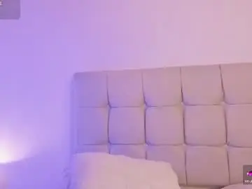 Mia_2406  live sex cam