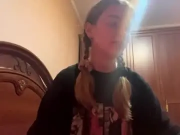 Olivaharcar  live sex cam
