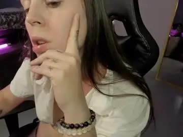 Roxylovegame  live sex cam