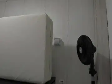 Sasha_rivers  live sex cam