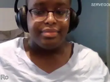 Servegoddessro  live sex cam