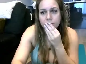 Thedevinemilf  live sex cam