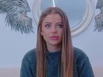 Vikafever  live sex cam