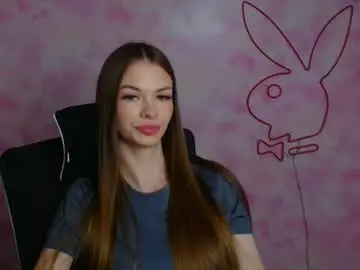 Vladaseduction  live sex cam