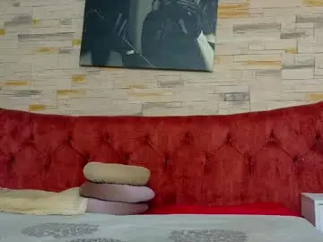 Yasminesly  live sex cam