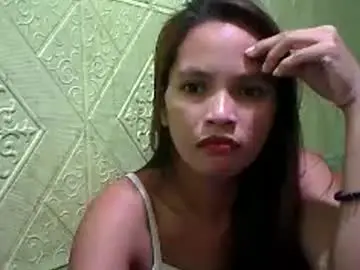 Yoursquirt8lover  live sex cam