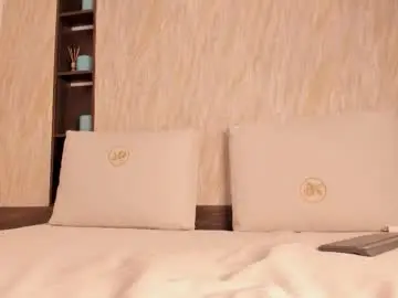 Ayla_velt  live sex cam